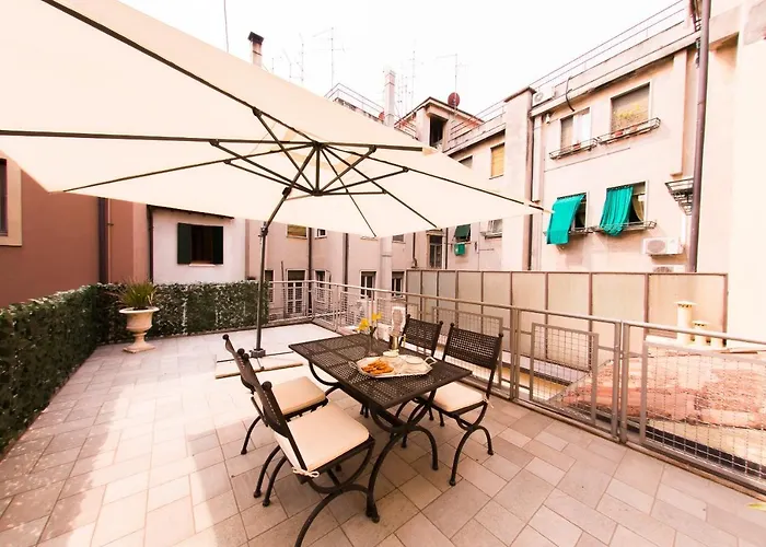 Arena Dreams Apartment